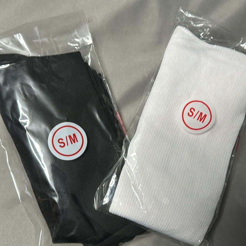 Black over the calf compression socks s/m unisex shoe size 8-9, 2 pair blk/Wh